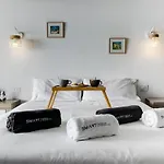 Le Cecilia * 푸에르토 데 산티아고
